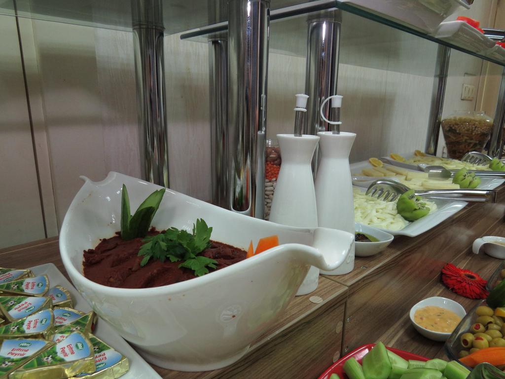 Verman Hotel Ескишехир Екстериор снимка